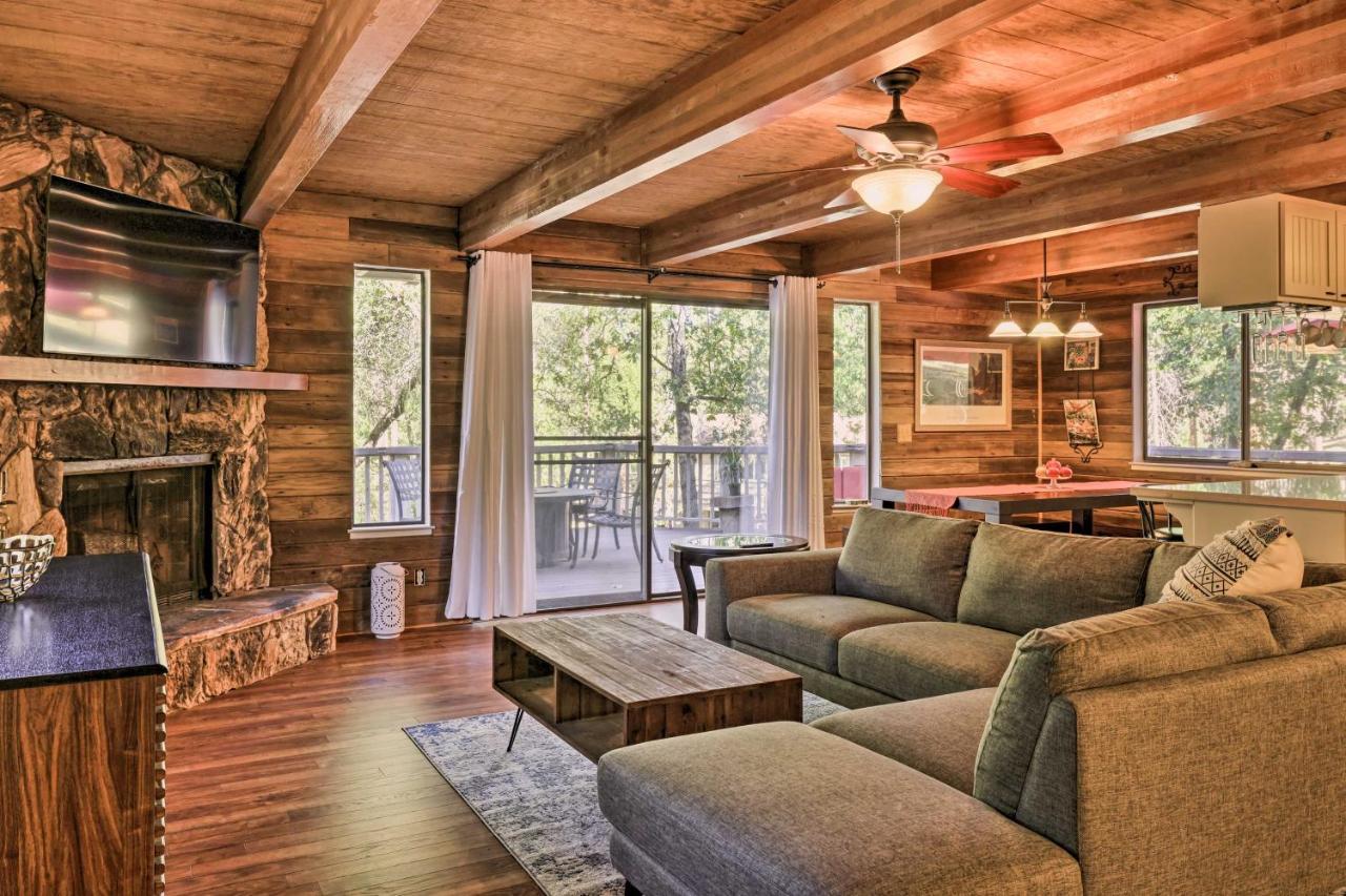Spacious Groveland Cabin With Wraparound Deck! Ngoại thất bức ảnh