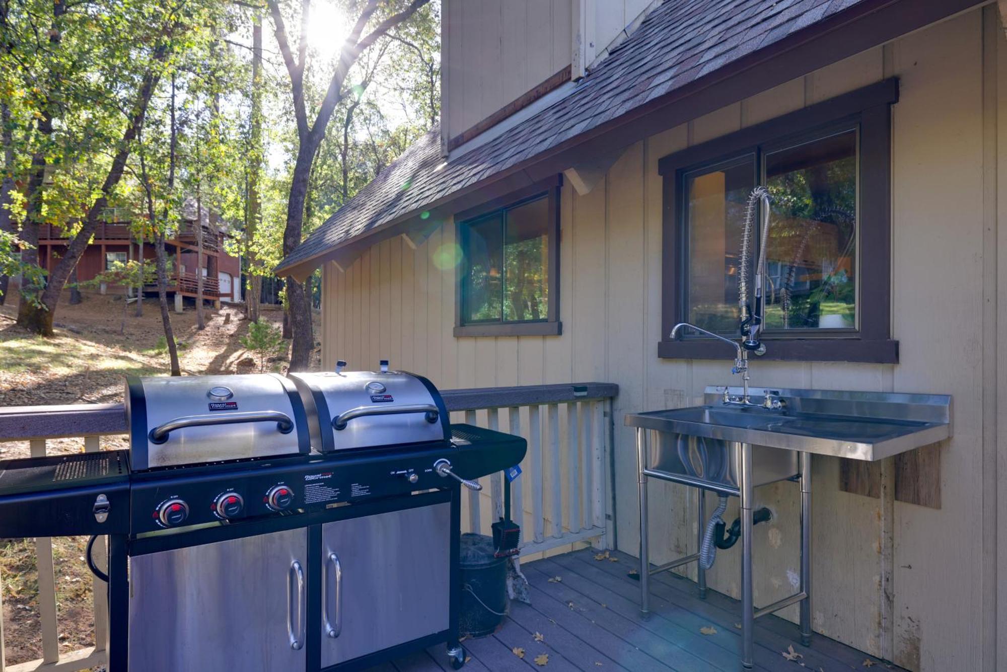 Spacious Groveland Cabin With Wraparound Deck! Ngoại thất bức ảnh