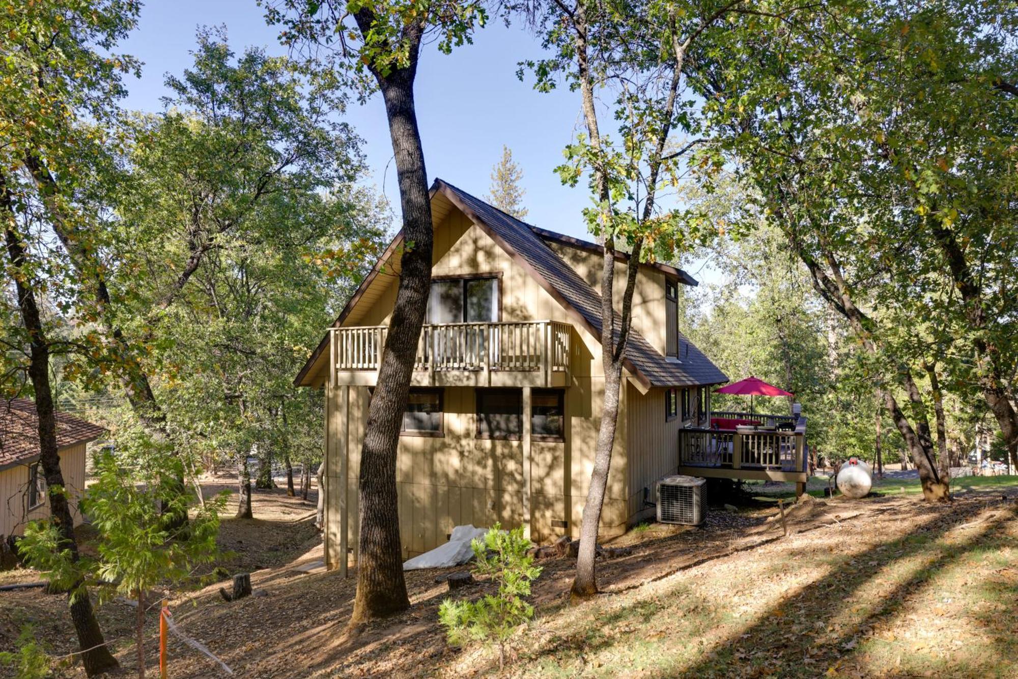 Spacious Groveland Cabin With Wraparound Deck! Ngoại thất bức ảnh